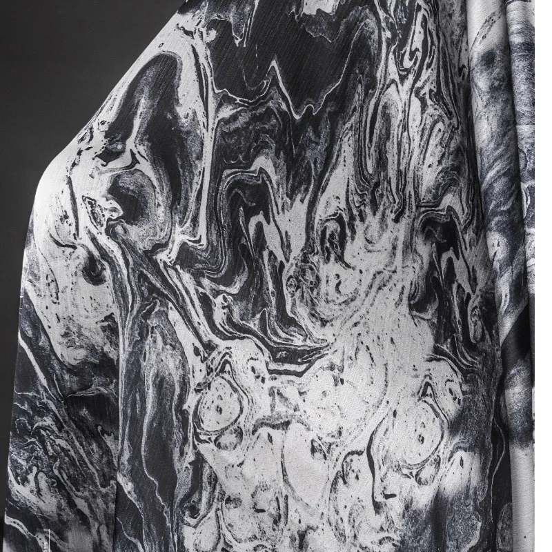لوحة حبر من نسيج الشيفون الأسو - مراجعة Silk Painting Dye وسعره